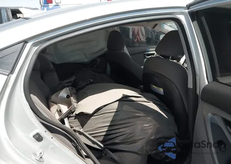 2016 Hyundai Elantra Se z USA, uszkodzony, nr VIN 5NPDH4AE4GH766676